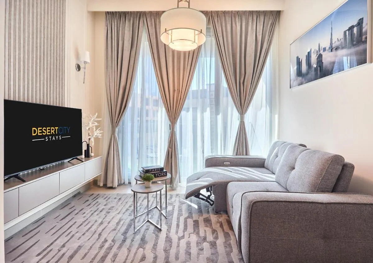 Cozy & Modern 1 Bedroom Apartment In Downtown Dubai, Hosted By Desert City Stays