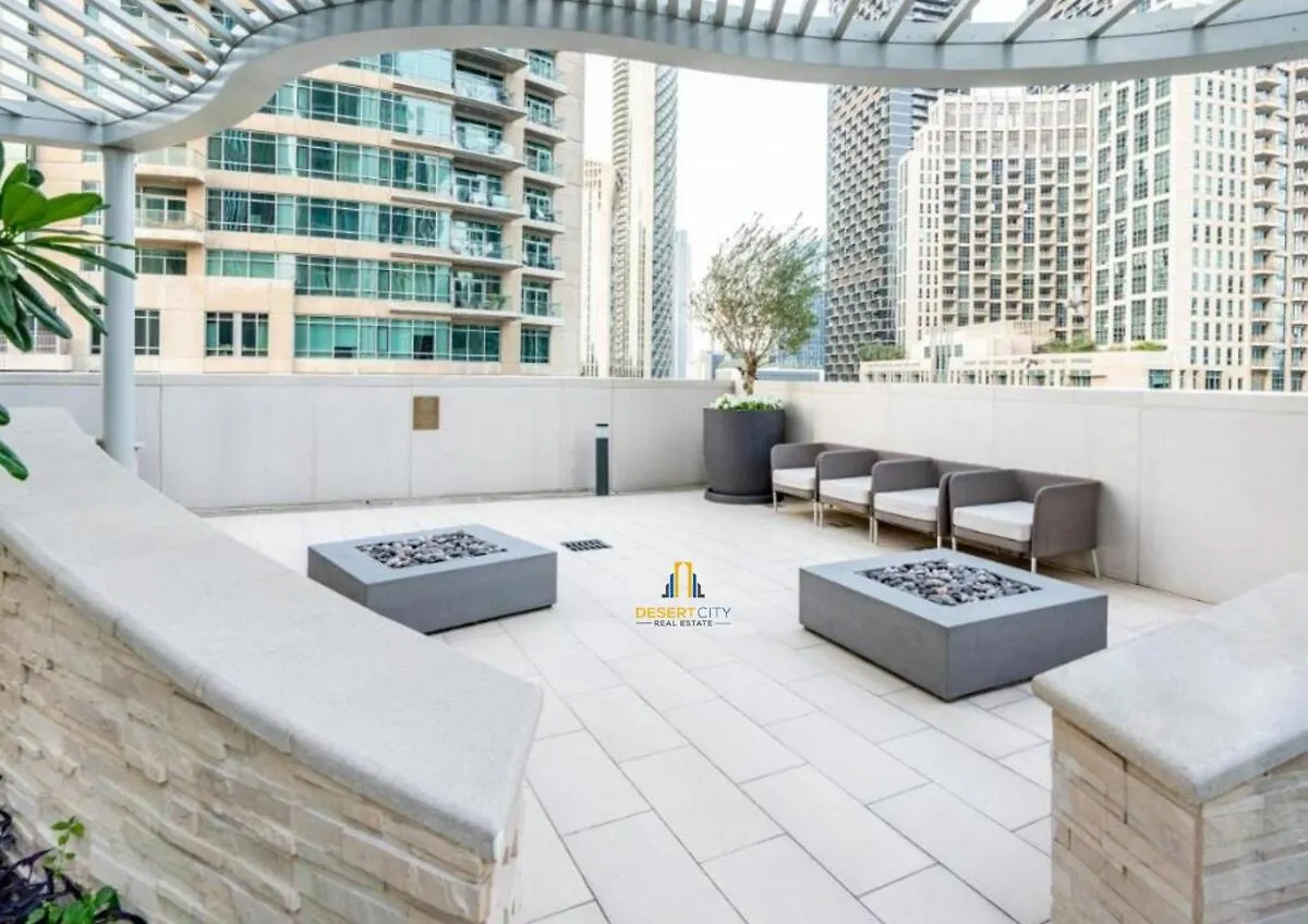 Cozy & Modern 1 Bedroom Apartment In Downtown Dubai, Hosted By Desert City Stays Dubai
