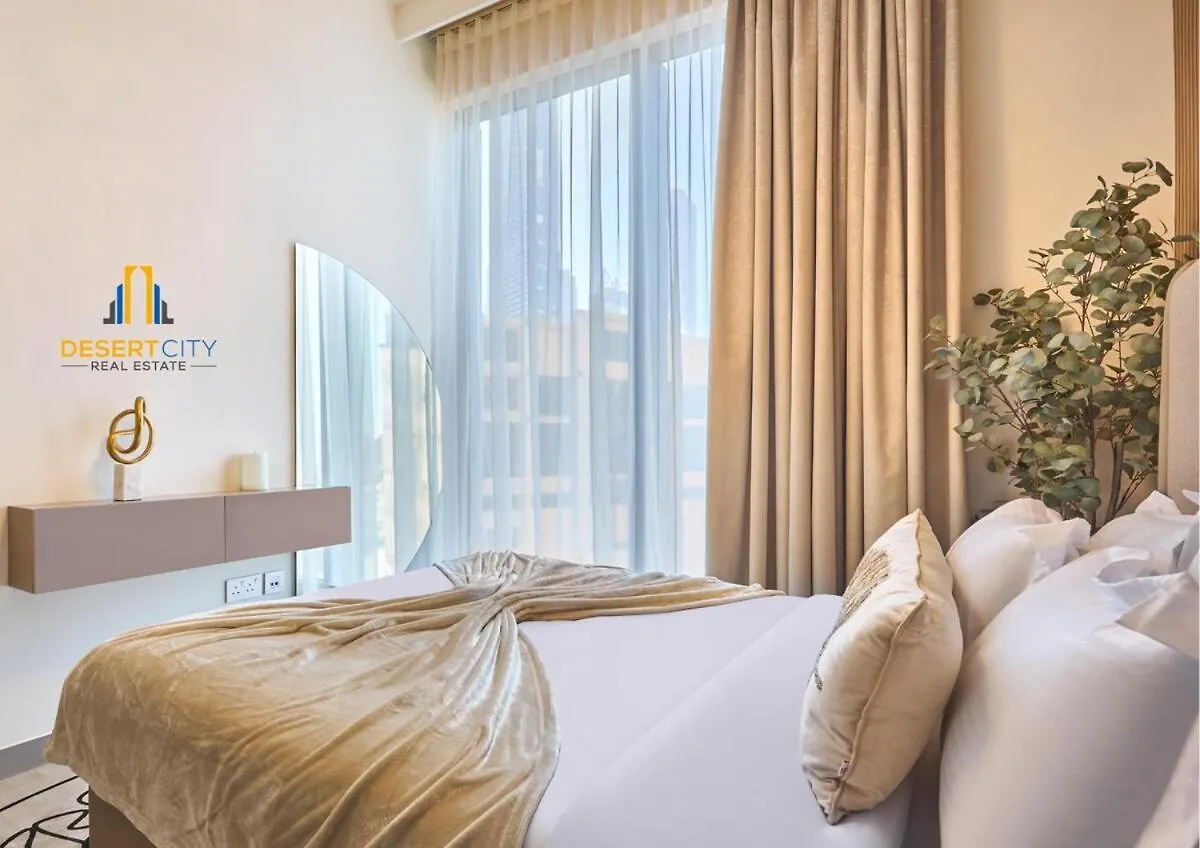 Cozy & Modern 1 Bedroom Apartment In Downtown Dubai, Hosted By Desert City Stays  Dubai