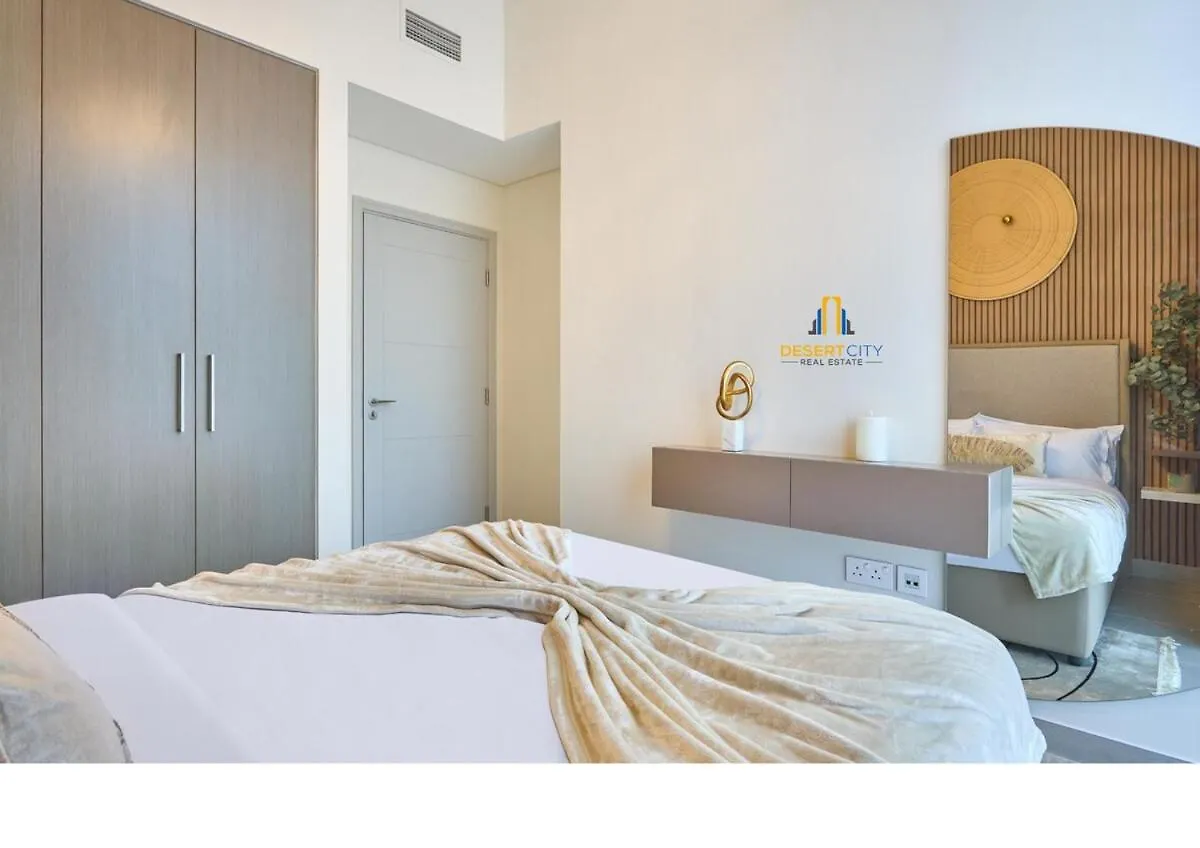 Cozy & Modern 1 Bedroom Apartment In Downtown Dubai, Hosted By Desert City Stays