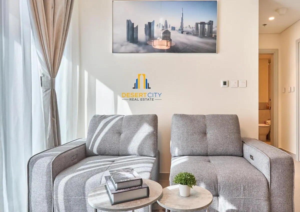 Cozy & Modern 1 Bedroom Apartment In Downtown Dubai, Hosted By Desert City Stays